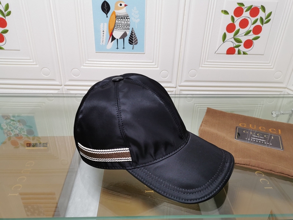 ブランド帽子背面デザイン